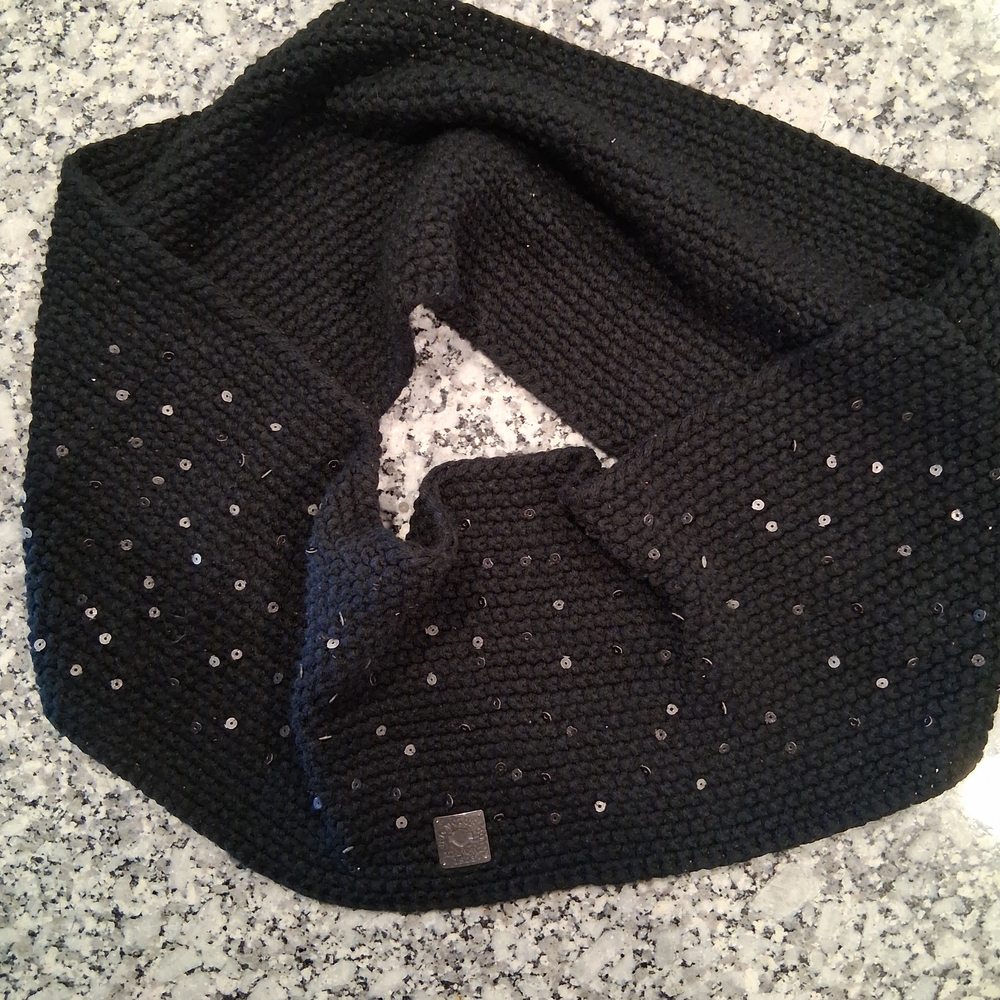Harley-Davidson Black Sequin Knit Infinity Scarf